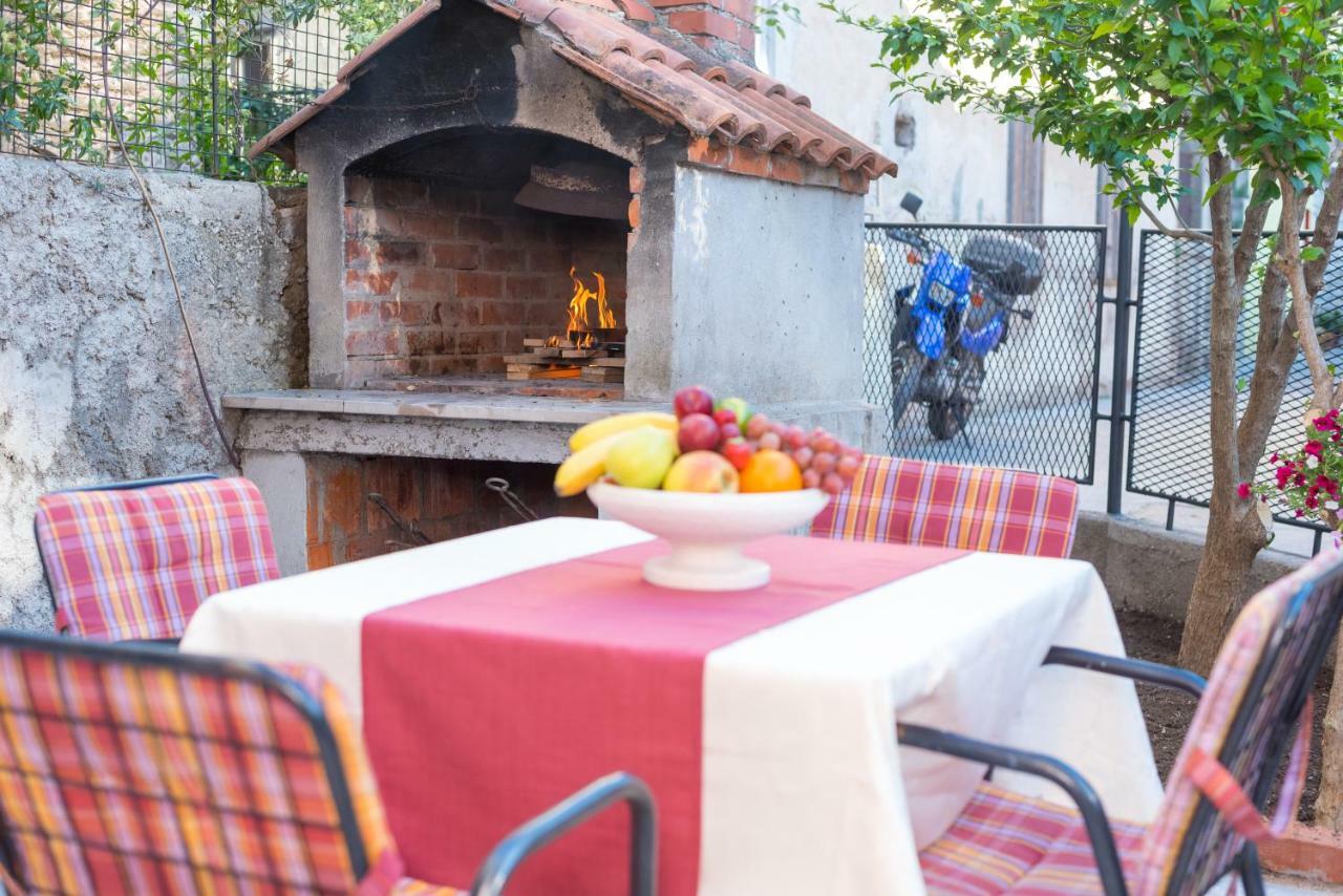 Apartman Grgur Split Buitenkant foto